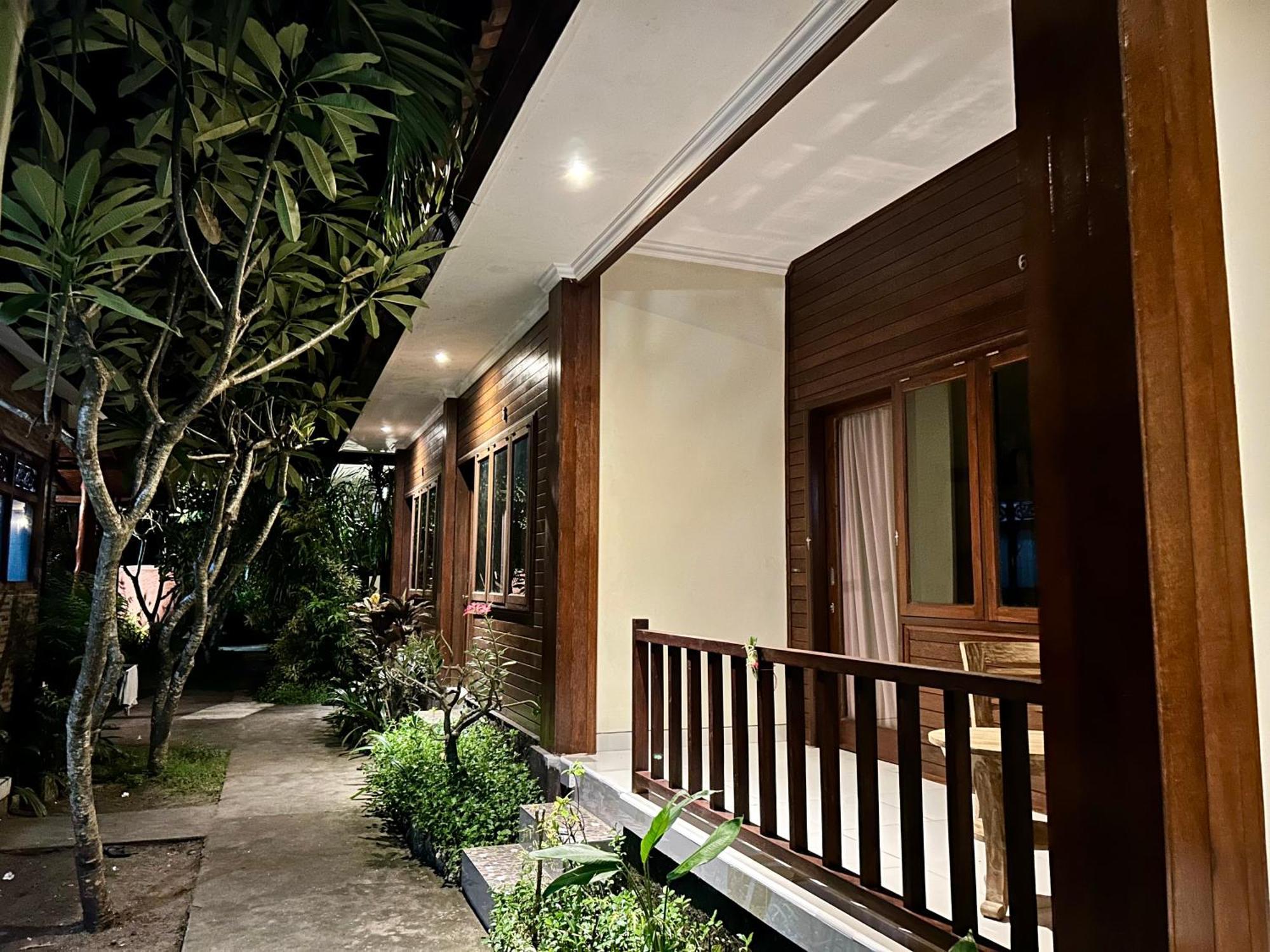 Nusa Garden Homestay Lembongan Exterior foto